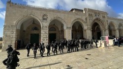 İsrail mahkemesi, Yahudilerin Mescid-i Aksa'da yüksek sesle ibadetine onay verdi
