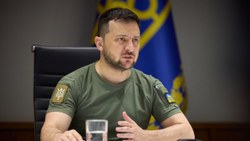 Zelensky, Ukrayna Güvenlik Servisi Başkanı ve Ukrayna Başsavcısını görevden aldı