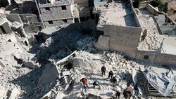 İsrail'den Suriye'deki İran hedeflerine saldırı
