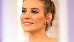 Esra Erol'dan hamilelik açıklaması