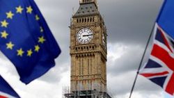İngiltere'de Brexit bir bakanı daha yedi