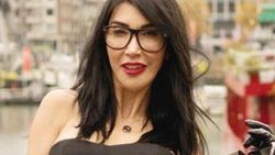 Hande Yener: 20 yıldır mayoyla sahneye çıkıyorum