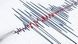 Van'da art arda iki deprem
