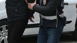 Şehit annesini FETÖ yalanıyla dolandırdı