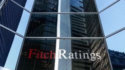 Fitch: Küresel ekonomi beklenenden daha çok küçülecek