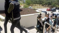 Ormanda dövdükleri kişinin görüntüsünü paylaştılar