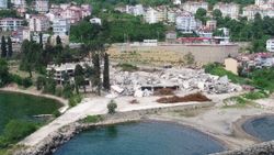 Ordu'daki gökdelenlerden geriye moloz yığını kaldı