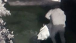 İzmir'de cep telefonu hırsızları polise takıldı