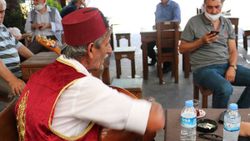 Kahramanmaraş'ta maskesiz bağlama çalan adama ceza