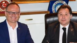 Bursaspor, İrfan Buz ile anlaştı