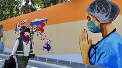 Mersin duvarlarında sağlık çalışanlarını yansıtan grafiti