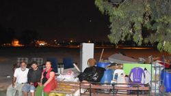 Adana'da kirasını ödeyemeyen aile sokağa atıldı