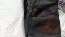 Oğlunun eğitimi için sobaya sakladığı para kül oldu