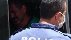 Kayseri'de, kıskandığı kadını bıçakladı