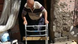 Tokat'ta yaşayan engelli adamın yaşam mücadelesi