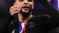 Kurzawa, 4 yıl daha PSG'de
