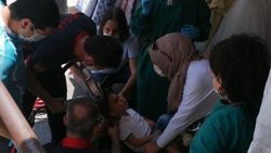Kocaeli'de 4 yaşındaki bebeğin kafası demire sıkıştı