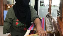 İstanbul'da, tek kollu Esra'nın azmi örnek oluyor