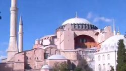 Ayasofya Camii'nden ezan sesi yükseldi