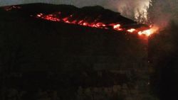 Van'ın Erciş ilçesinde garajda çıkan yangın