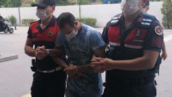 Antalya’da bir firari kardeşinin kimliğiyle yakalandı