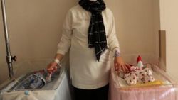 Ankara'da kanseri yenen anne, ikizlerini dünyaya getirdi