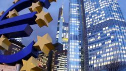 Avrupa Merkez Bankası, faizleri sabit tuttu