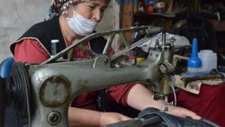 Ordu'nun ayakkabı tamircisi Zeynep Usta