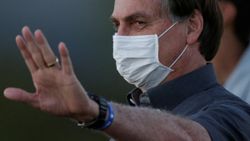 Brezilya'da Bolsonaro'nun iki bakanı da virüsü kaptı