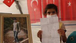 HDP önündeki ailelerin evlat nöbeti 323’ncü gününde