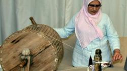Muğla'da asırlık tezgahlarda dokumacılık yapılıyor