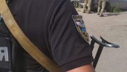 Ukrayna'da bir polis, hırsız tarafından rehin alındı