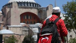 Yurdun dört bir yanından Ayasofya için geldiler