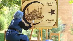 Ayasofya Camii'nin açılış sevinci tabloya işlendi