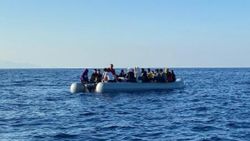 İzmir'de 99 sığınmacı kurtarıldı