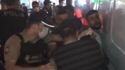 Esenyurt'ta iki grup arasında 'laf atma' kavgası