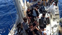 Muğla'da 63 sığınmacı kurtarıldı
