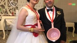 Nevşehir'de gelin ile damada rende ve süzgeç taktılar