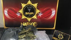 Siirt'te 4 klogram esrar ele geçirildi