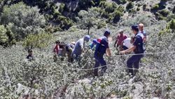 Kütahya'da uçuruma düşen çoban, 6 saate kurtarıldı