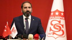 Mecnun Otyakmaz yeniden Sivasspor Başkanı seçildi