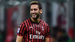 Milan'da Hakan Çalhanoğlu'na yeni sözleşme teklifi