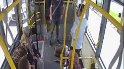 Sivas'ta otobüs şoförü, dilini yutan yolcuyu hastaneye yetiştirdi