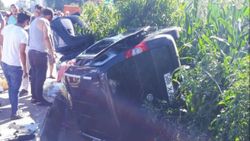 Giresun'da otomobil su kanalına uçtu: 1ölü, 4 yaralı
