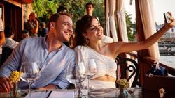 Hande Erçel, Kerem Bürsin'in kaslarını beğendi