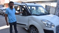 İzmir'de damat, kızına sahip çıkan babanın arabasını parçaladı
