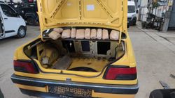 Van'da otomobil'deki uyuşturucuyu 'Şila' buldu