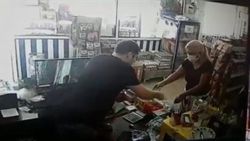 İzmir'de yakalanan tırnakçı, market sahibini iftira ile tehdit etti