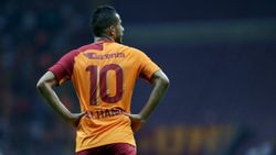 Galatasaray, Belhanda'nın menajerine kulüp bul dedi