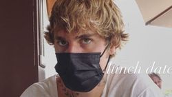 Justin Bieber'ın kirli tırnakları